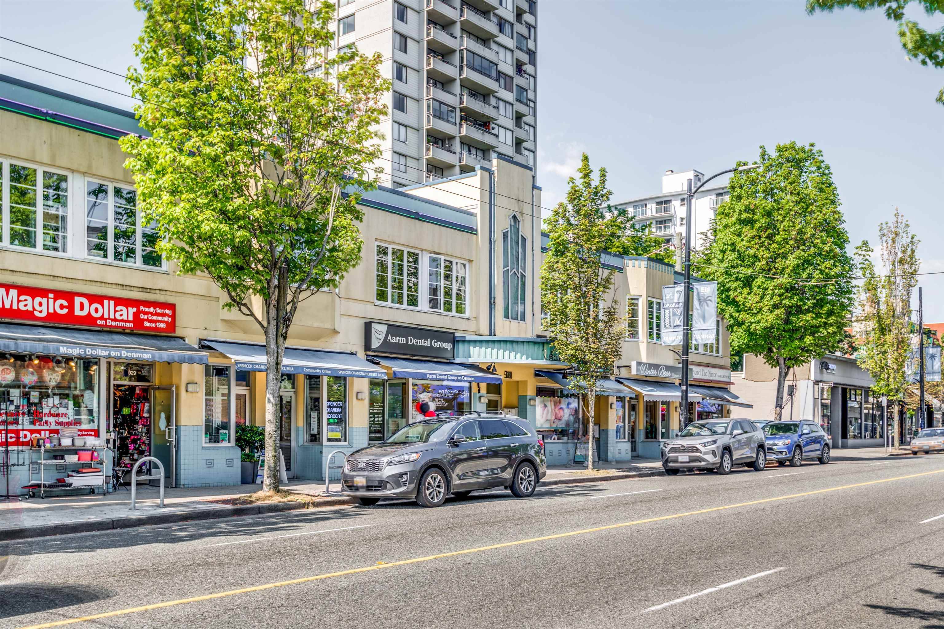 Vancouver, BC V6G 2L9,210 911 DENMAN STREET