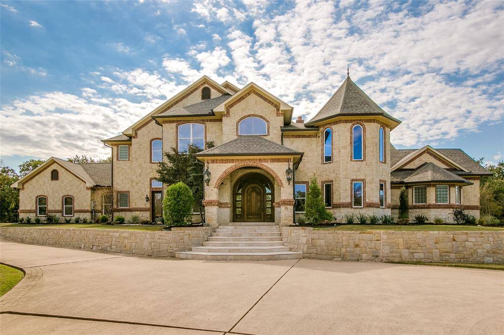 Grapevine, TX 76051,2401 Dove Road