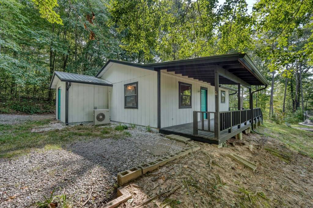 Blairsville, GA 30512,106 Silver Fox Trail