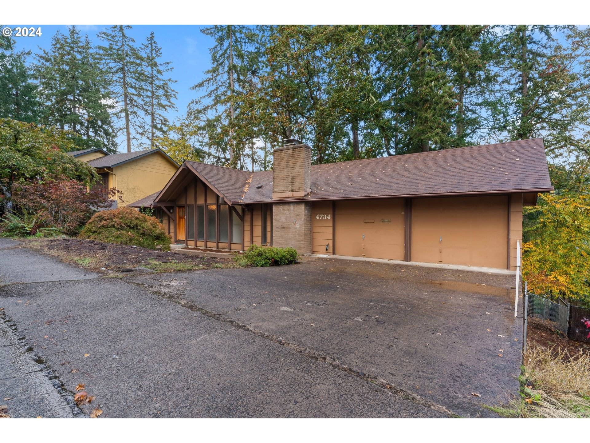 Eugene, OR 97405,4734 BROOKWOOD ST