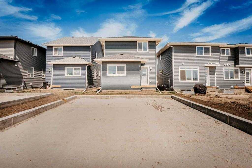 Airdrie, AB T4B 0R7,460 creekrun CRES SW