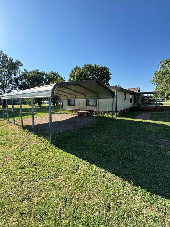 Seiling, OK 73663,501 N Cedar Street