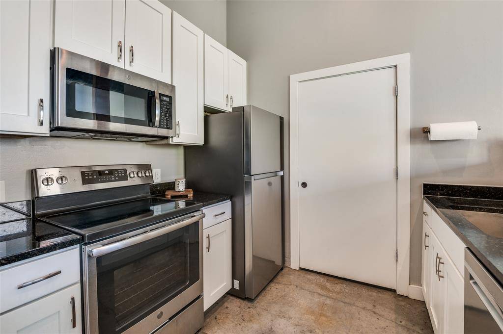 Dallas, TX 75204,2502 Live Oak Street #226