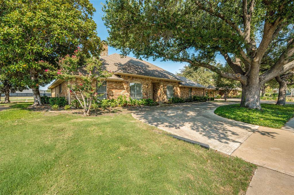 Farmers Branch, TX 75234,3511 Pinehurst Circle