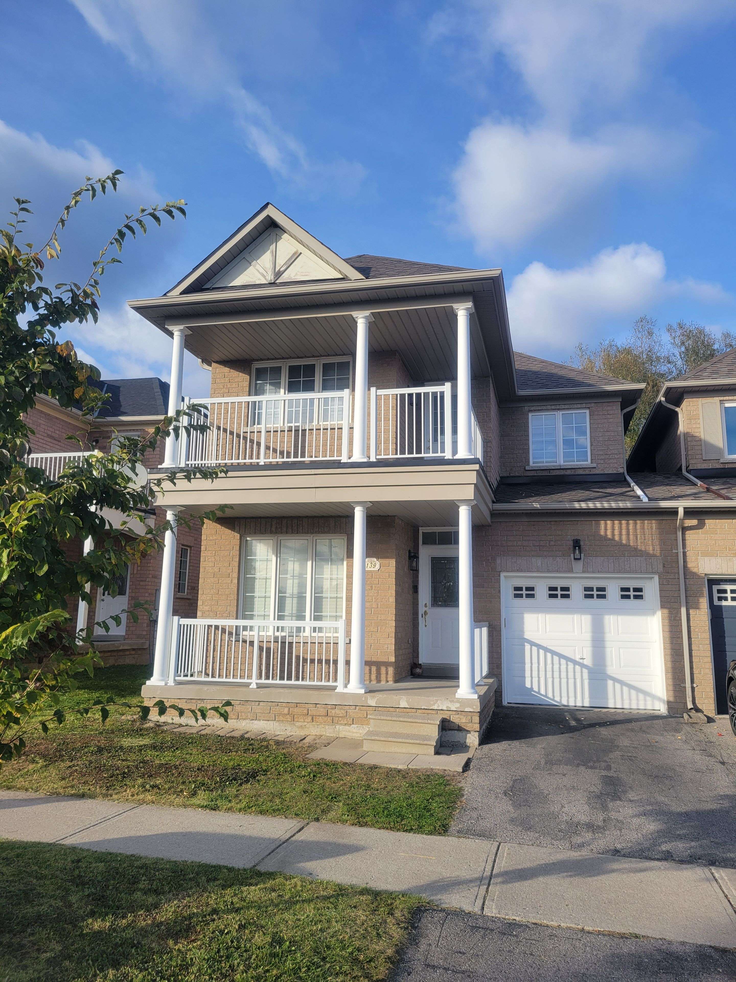 York, ON L4E 5B7,139 Maroon DR