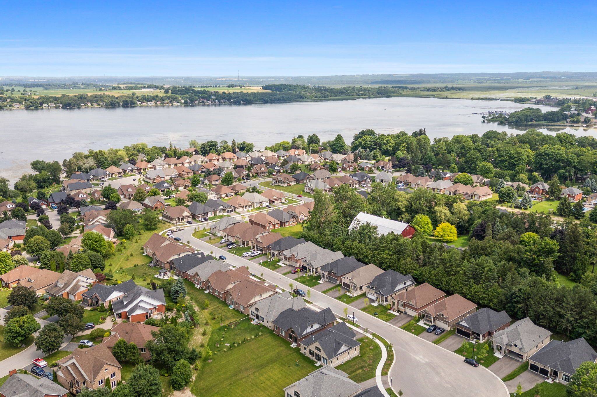 Scugog, ON L9L 0B4,106 Holtby CT