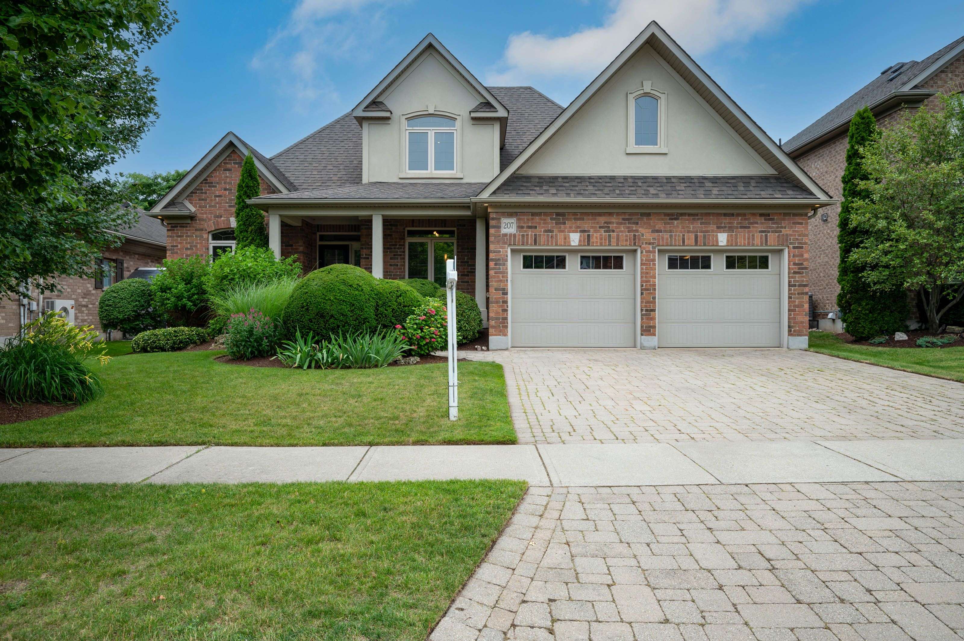 Kitchener, ON N2P 2T3,207 Terrace Wood CRES