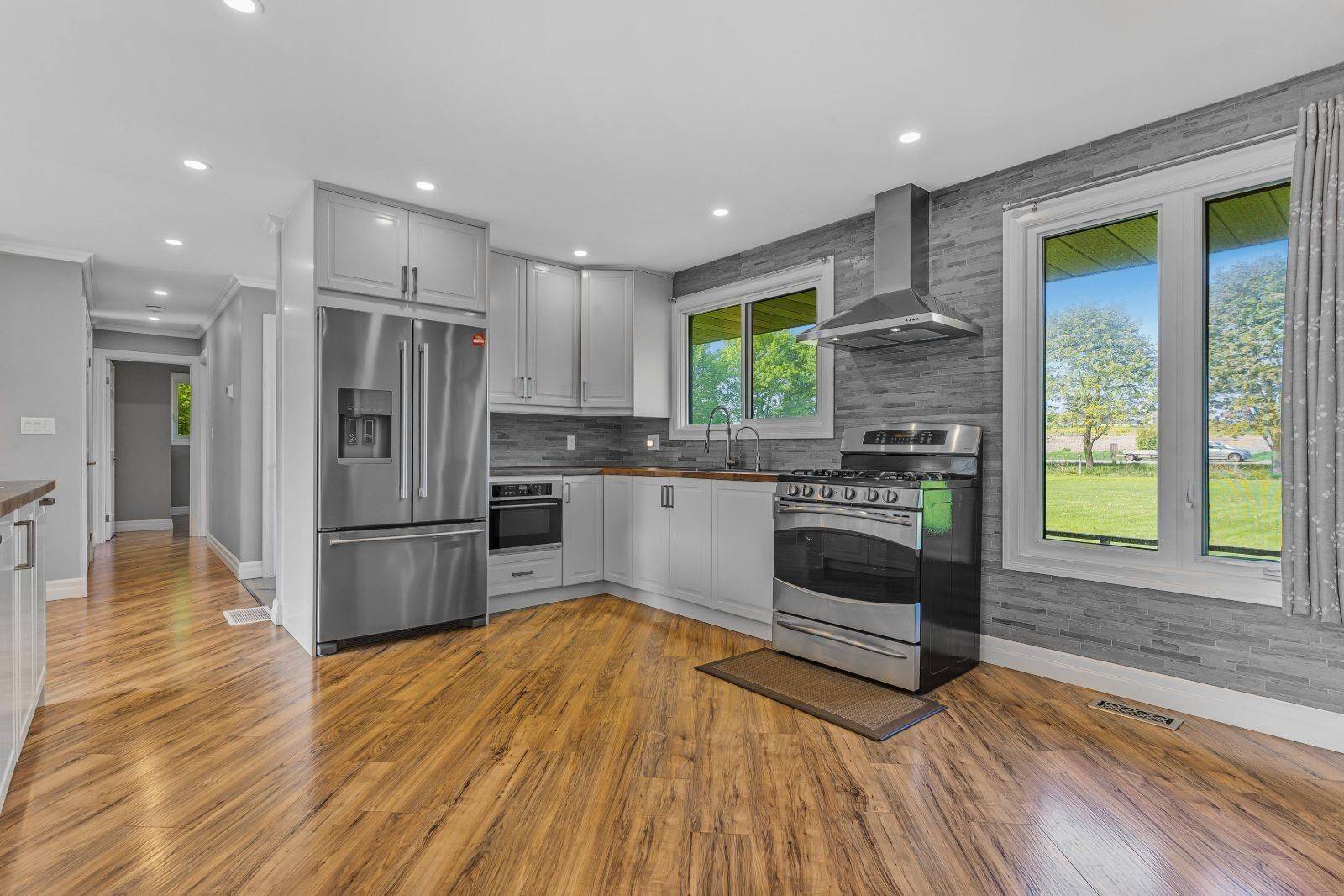 Scugog, ON L0C 1B0,19595 Highway 12 N/A