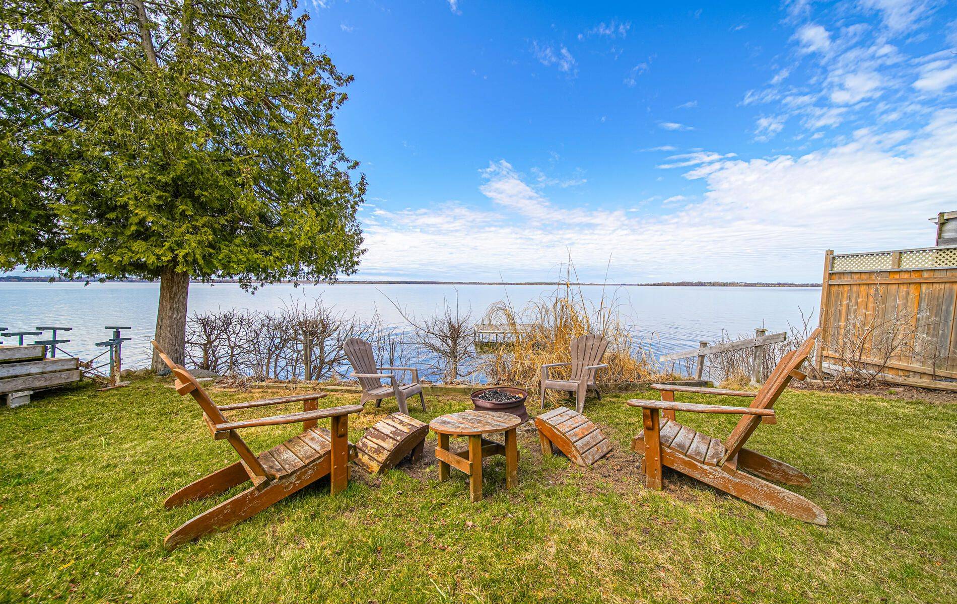 Scugog, ON L0B 1E0,166 Williams Point RD