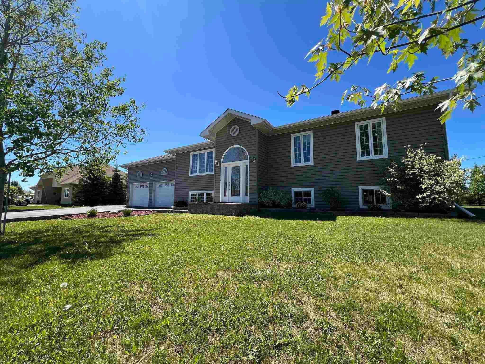 Iroquois Falls, ON P0K 1E0,140 New Circle PL