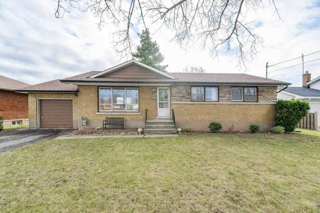 St. Catharines, ON L2M 2N3,18 Glencairn DR