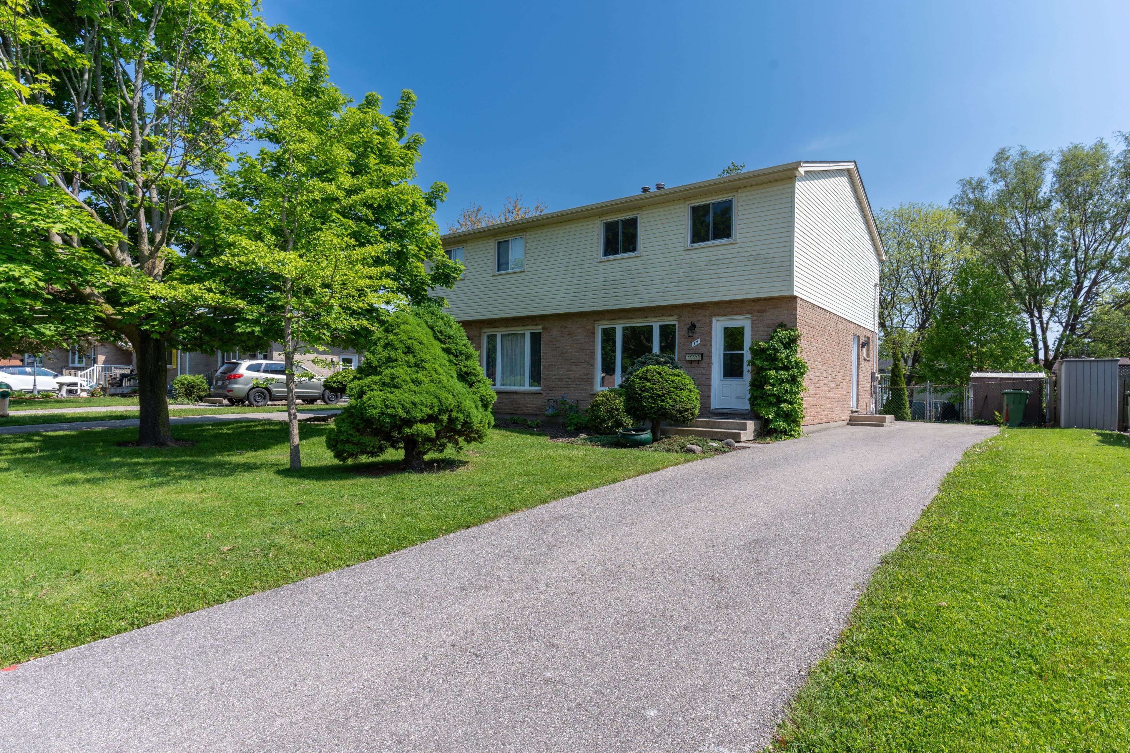 St. Thomas, ON N5R 5L2,34 Vanier PL