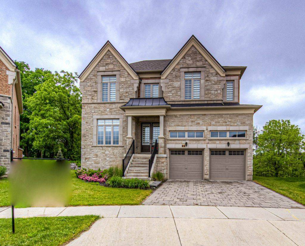 Kitchener, ON N2R 0M9,949 Pondcliffe CT