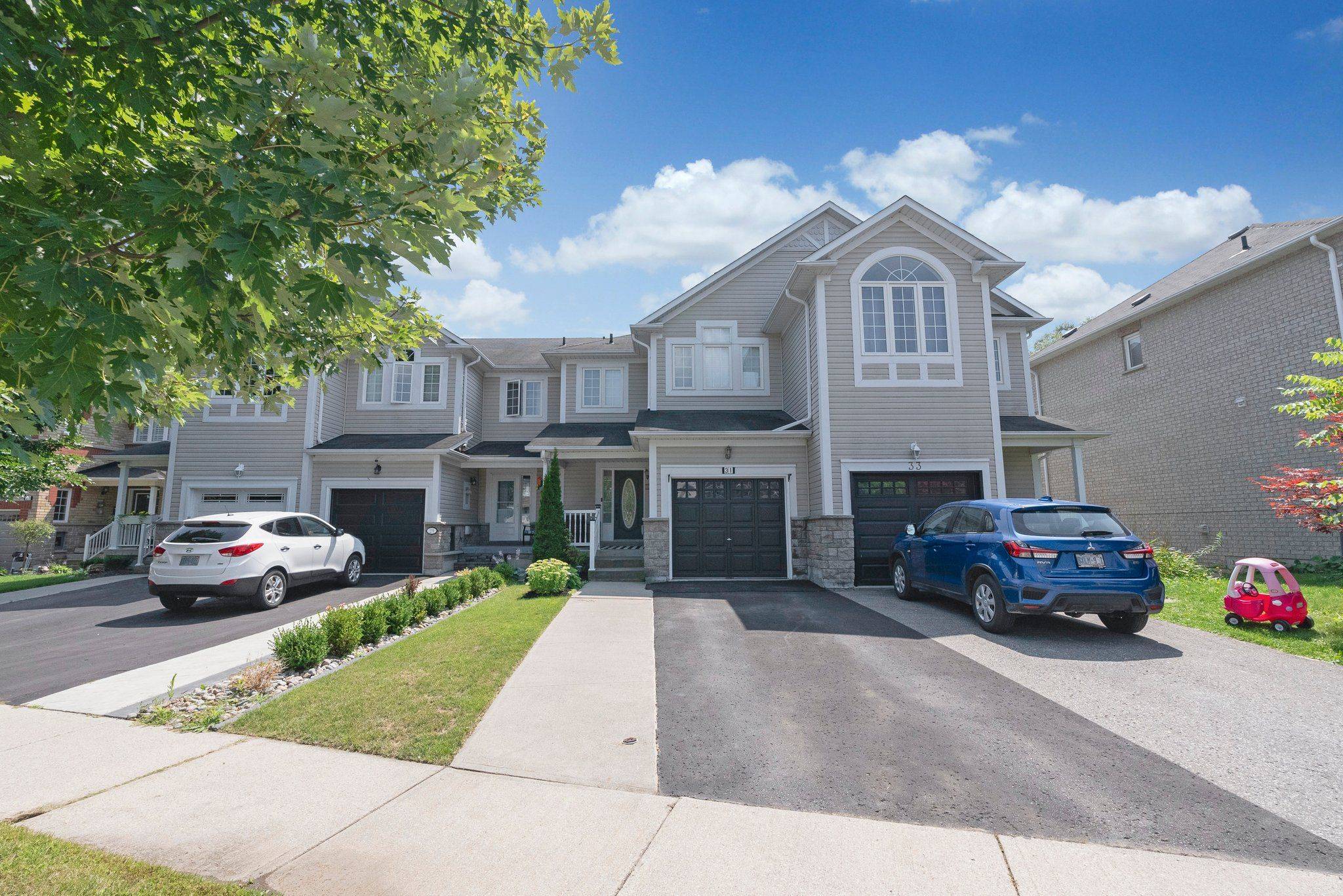 Clarington, ON L1C 5M4,31 Hanna DR