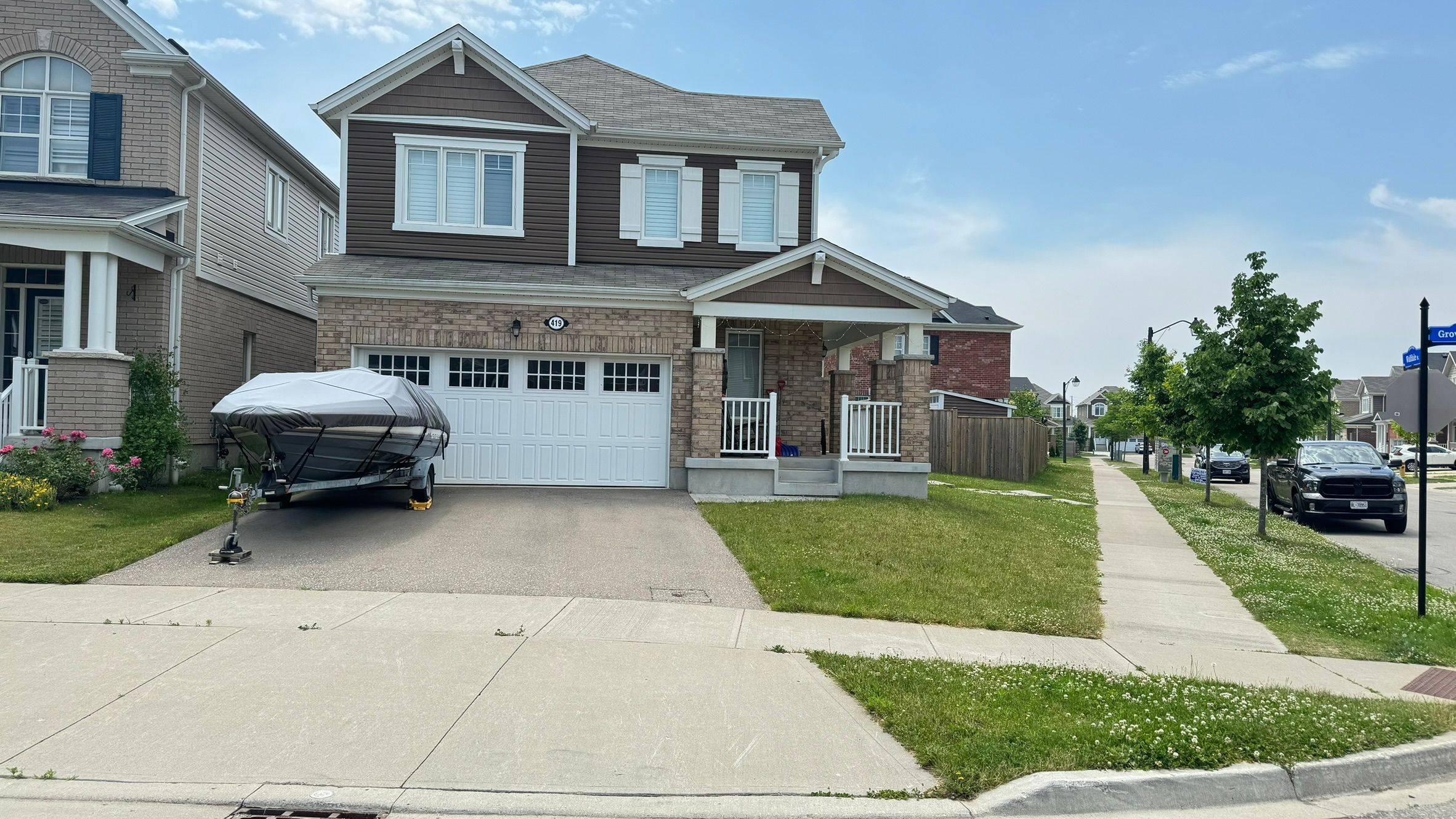 Kitchener, ON N2R 1R4,419 Grovehill CRES