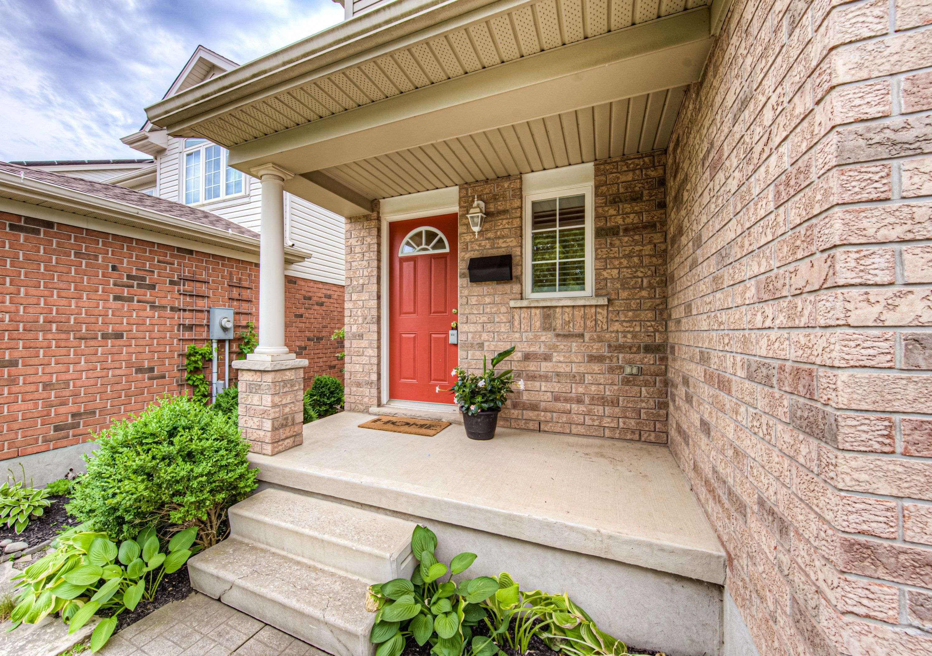 Kitchener, ON N2E 4K1,531 Commonwealth CRES