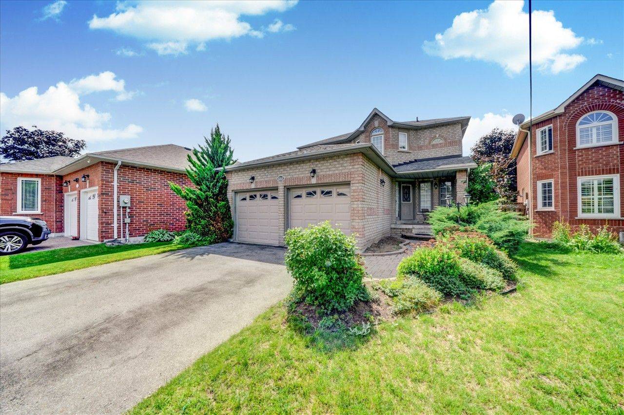 Oshawa, ON L1K 2K2,1213 Andover CT