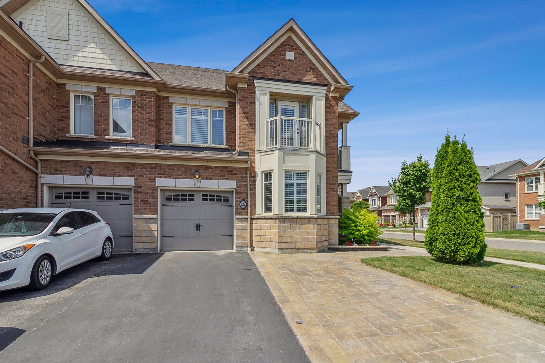 Whitchurch-stouffville, ON L4A 1T8,127 John Davis Gate