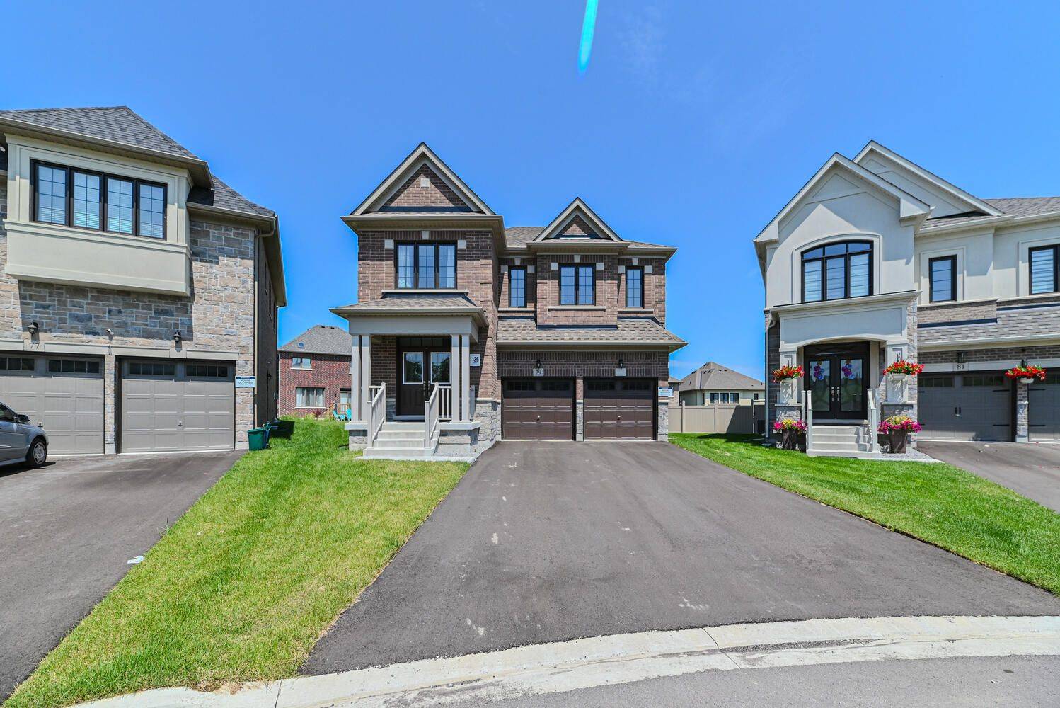 East Gwillimbury, ON L9N 0T2,79 TERRAIN CT