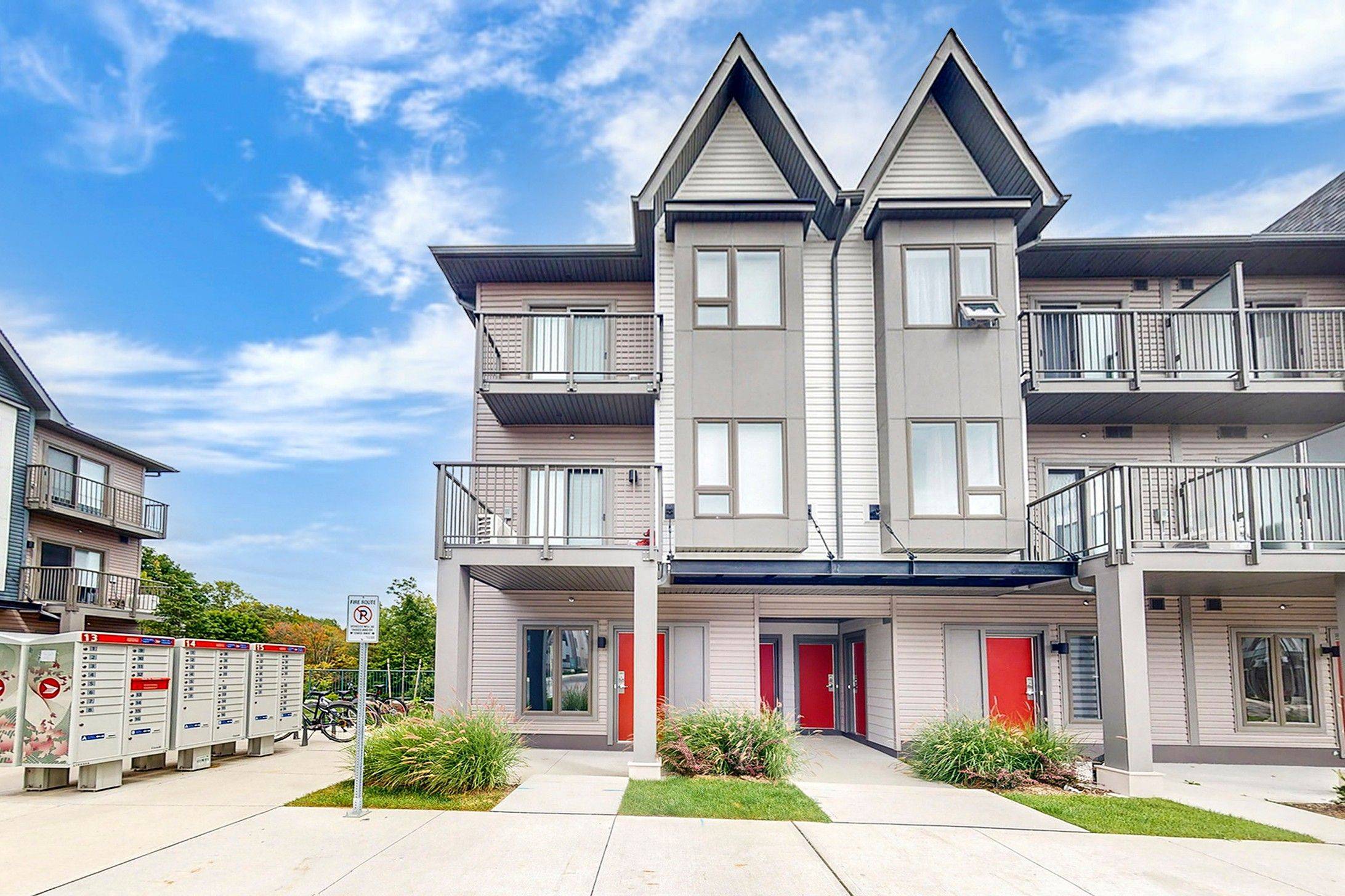 Pickering, ON L0H 1A0,2635 William Jackson DR #805