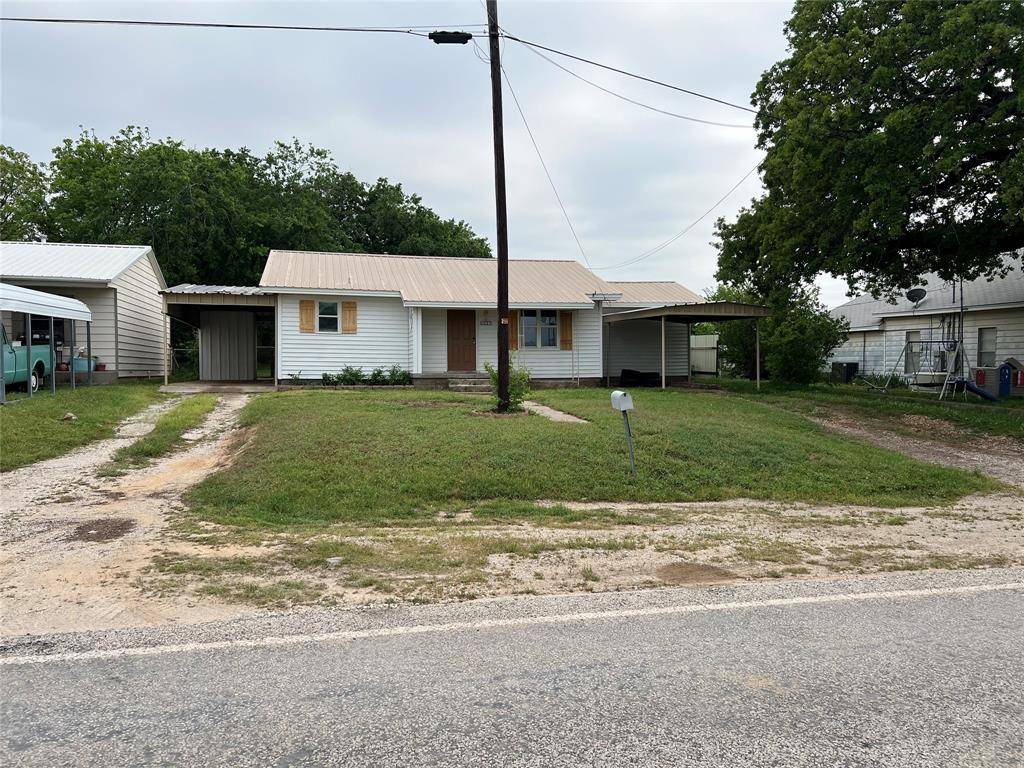 Nocona, TX 76255,807 W Pine Street