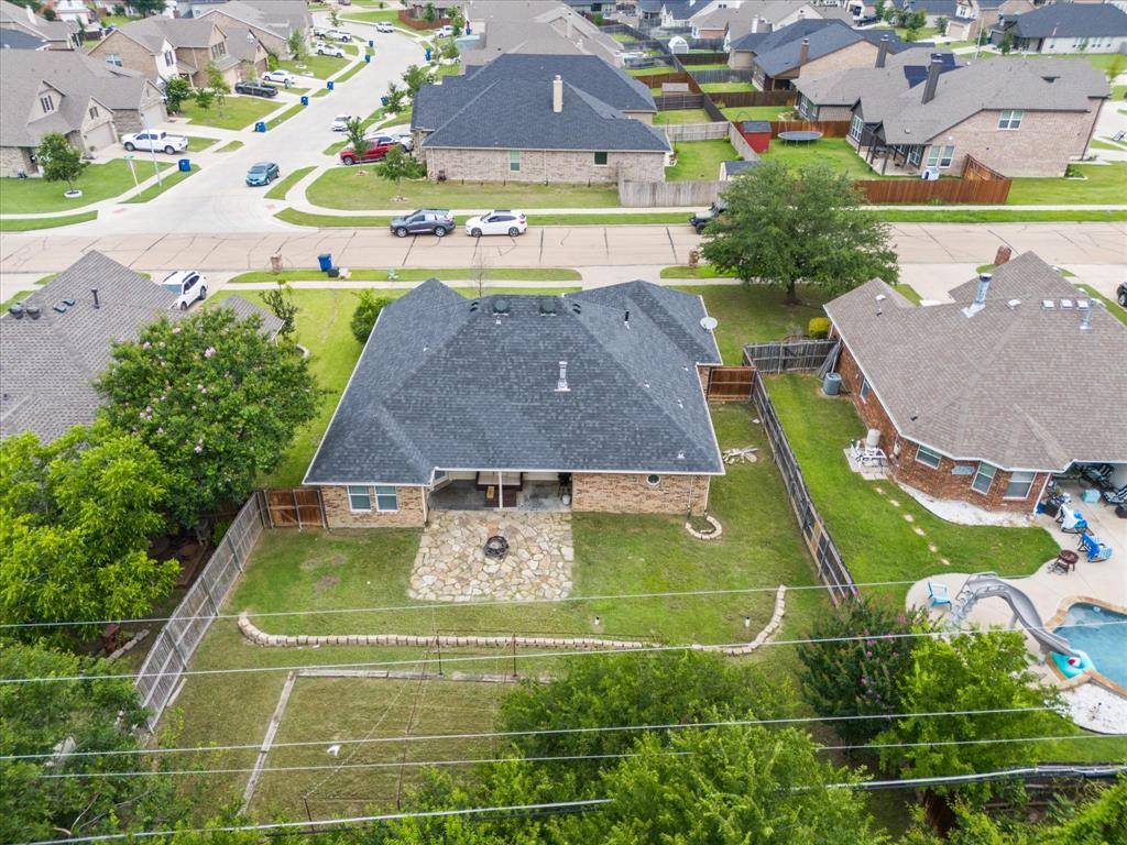 Ennis, TX 75119,809 Oakmont Drive