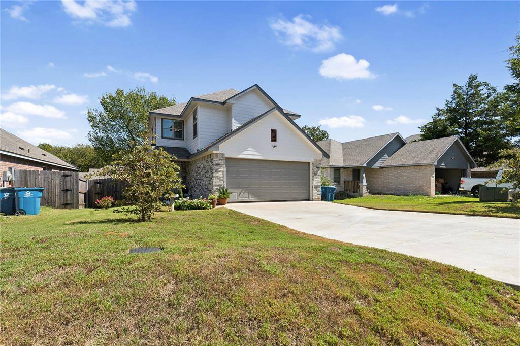 Alvarado, TX 76009,323 S Watson Street