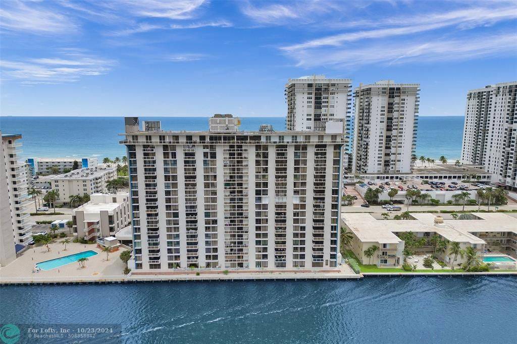 Hollywood, FL 33019,1600 S Ocean Dr  #9F