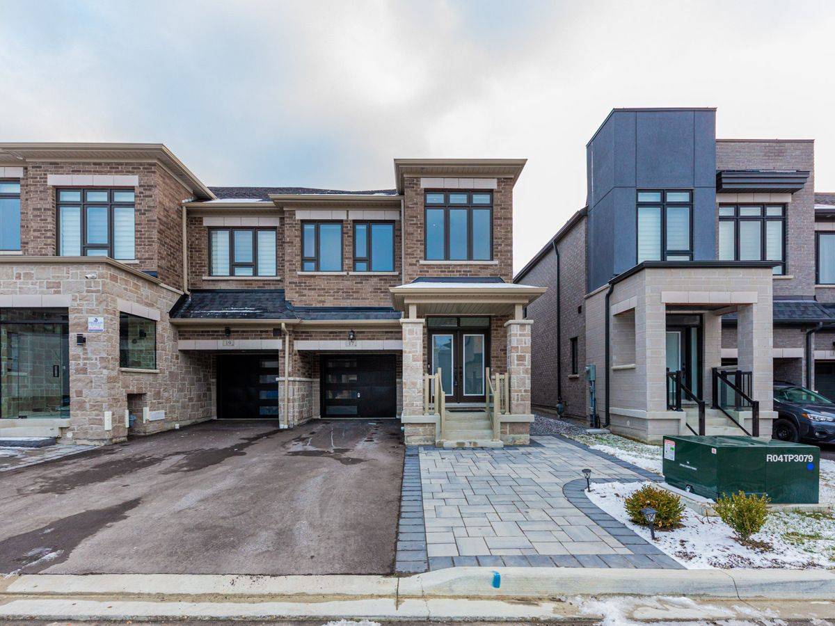 Richmond Hill, ON L4S 0J2,17 Boiton ST