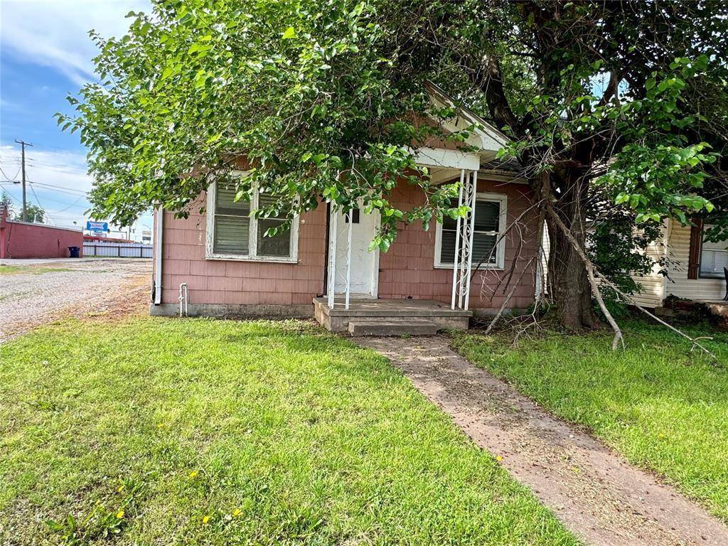 Chickasha, OK 73018,412 S 4th Street