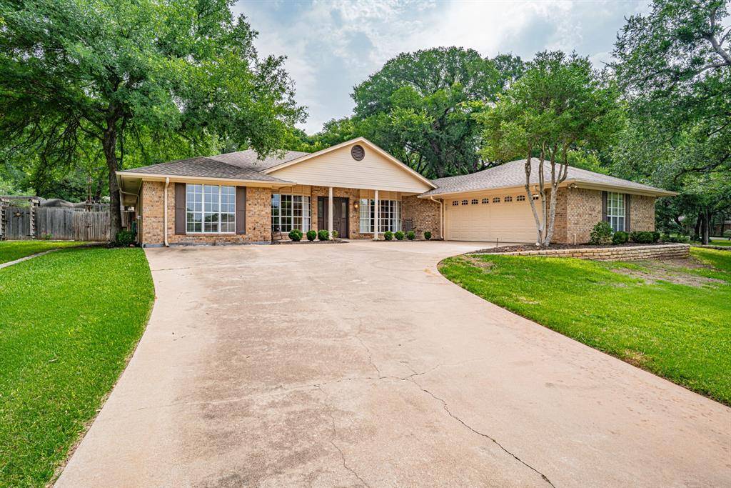 Granbury, TX 76049,5107 Comanche Vista Trail