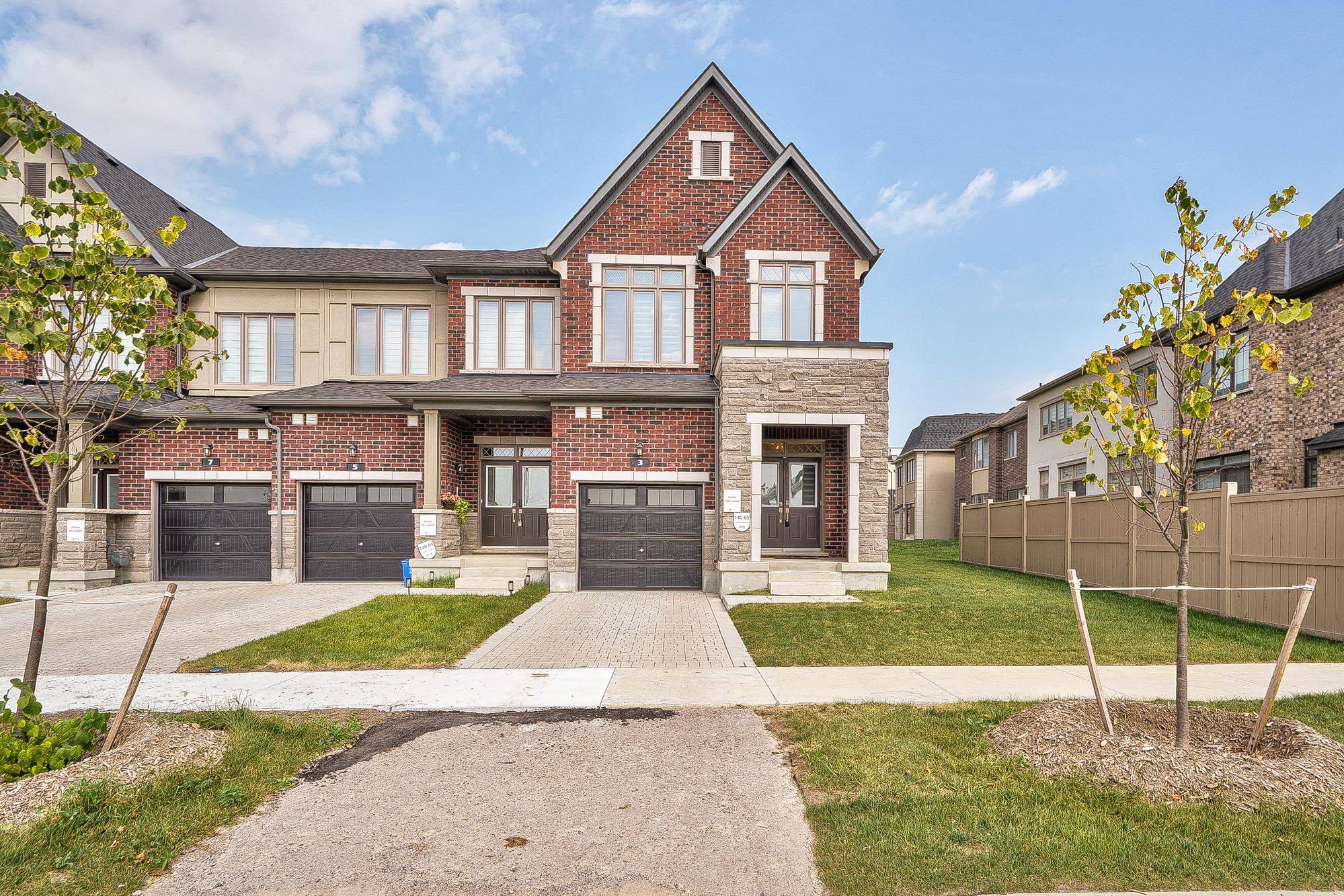 Markham, ON L6C 3J6,3 Jessica Antonella ST E