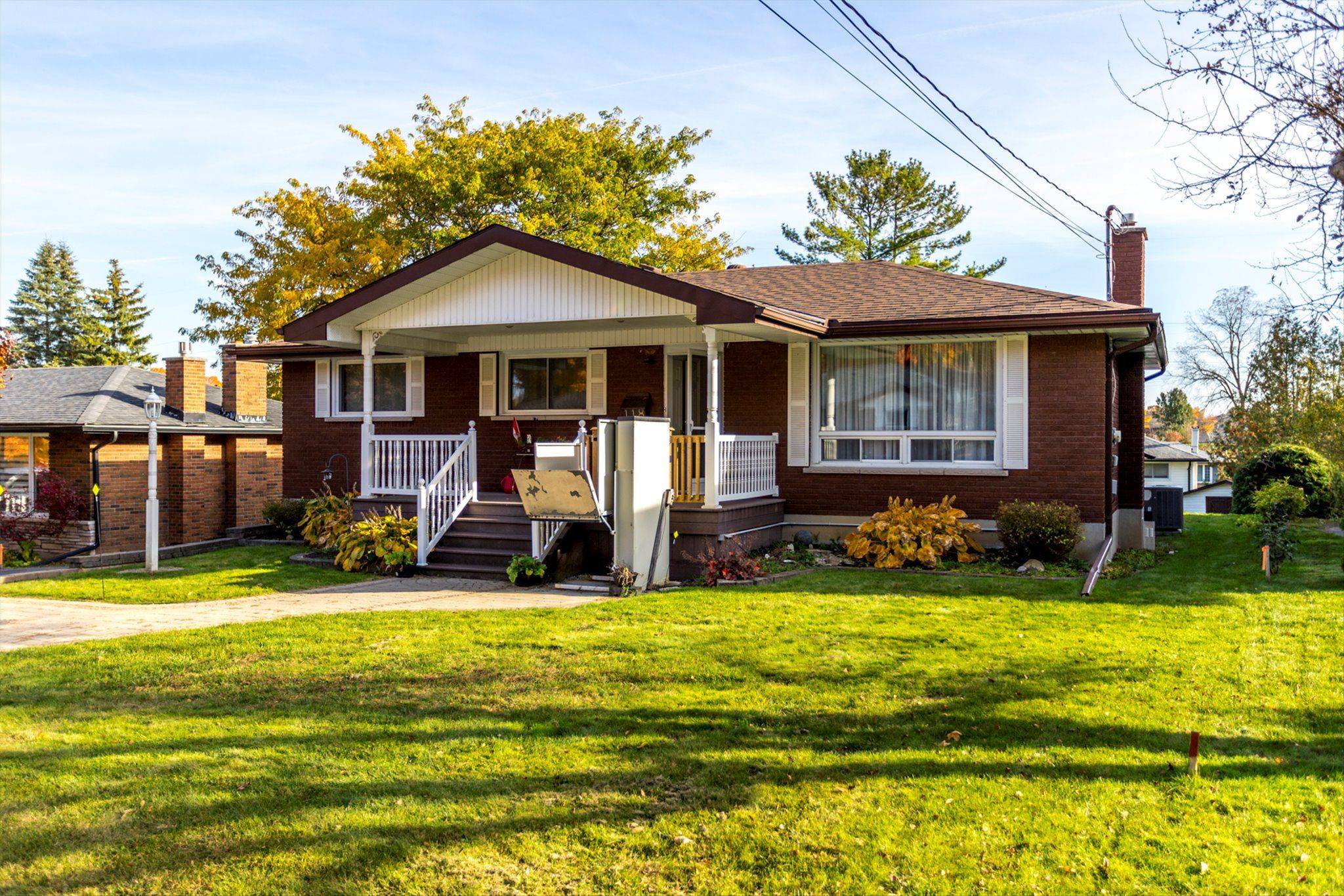 Smith-ennismore-lakefield, ON K9L 1K4,118 Parkdale AVE