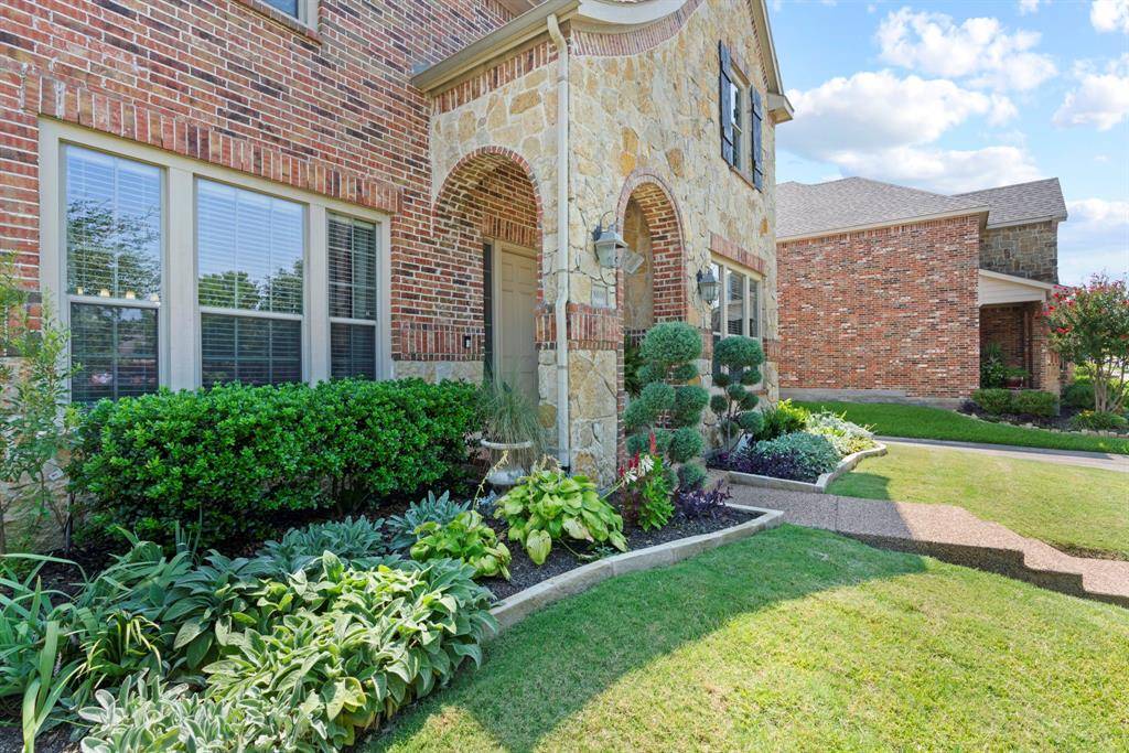 North Richland Hills, TX 76180,8000 Red River Run