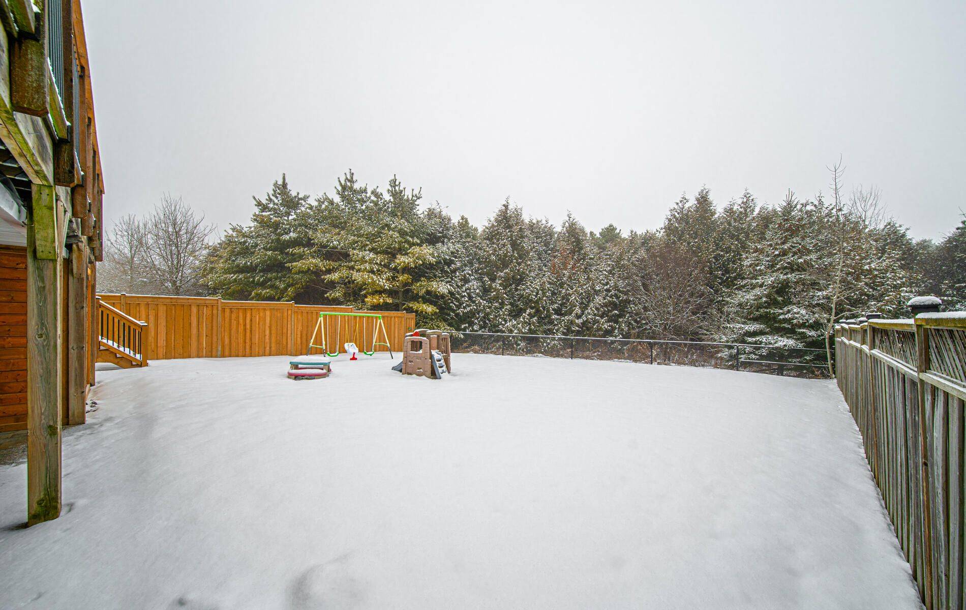 Scugog, ON L9L 2E6,226 Roseborough CT