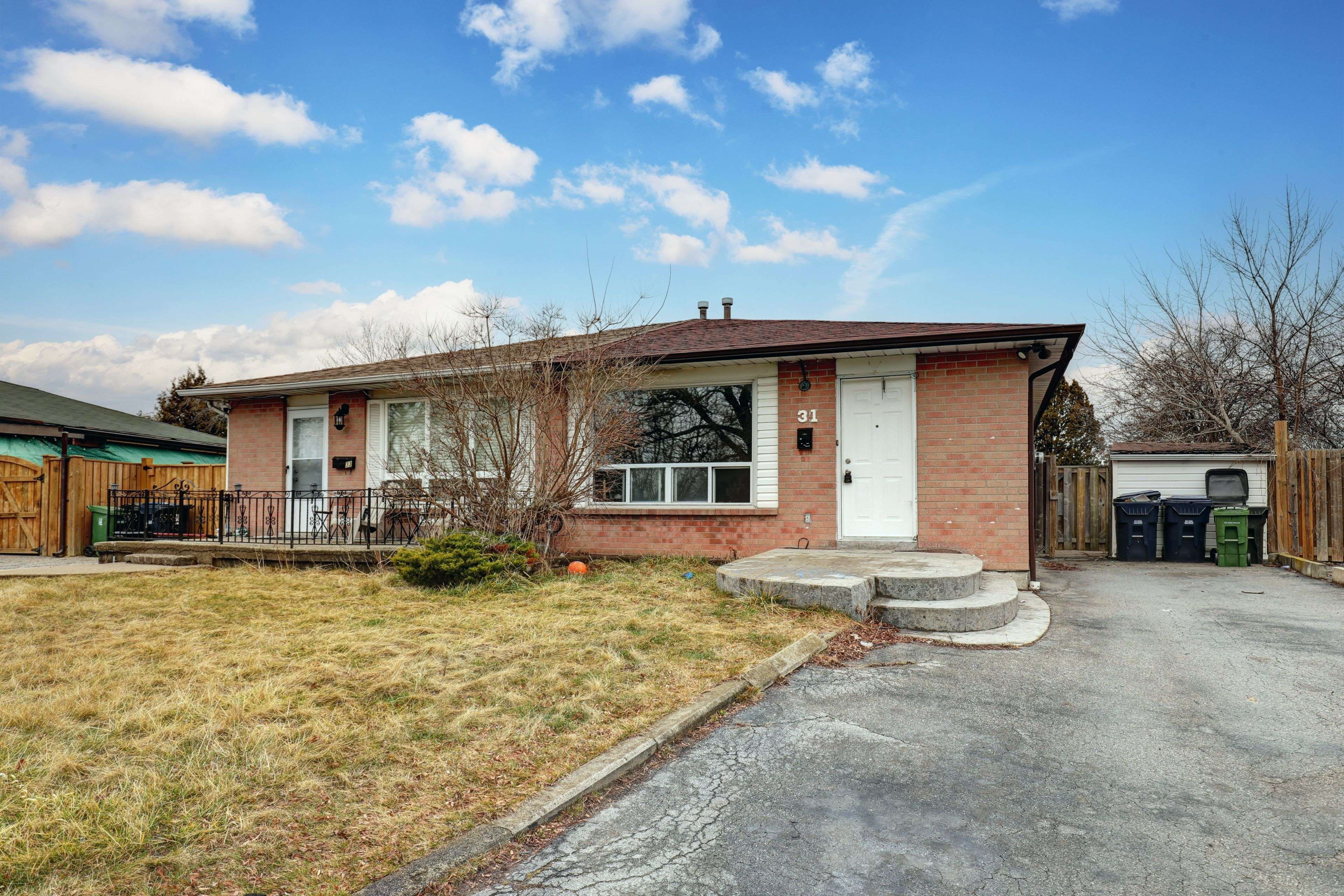 Toronto E11, ON M1B 1S4,31 Unita GRV