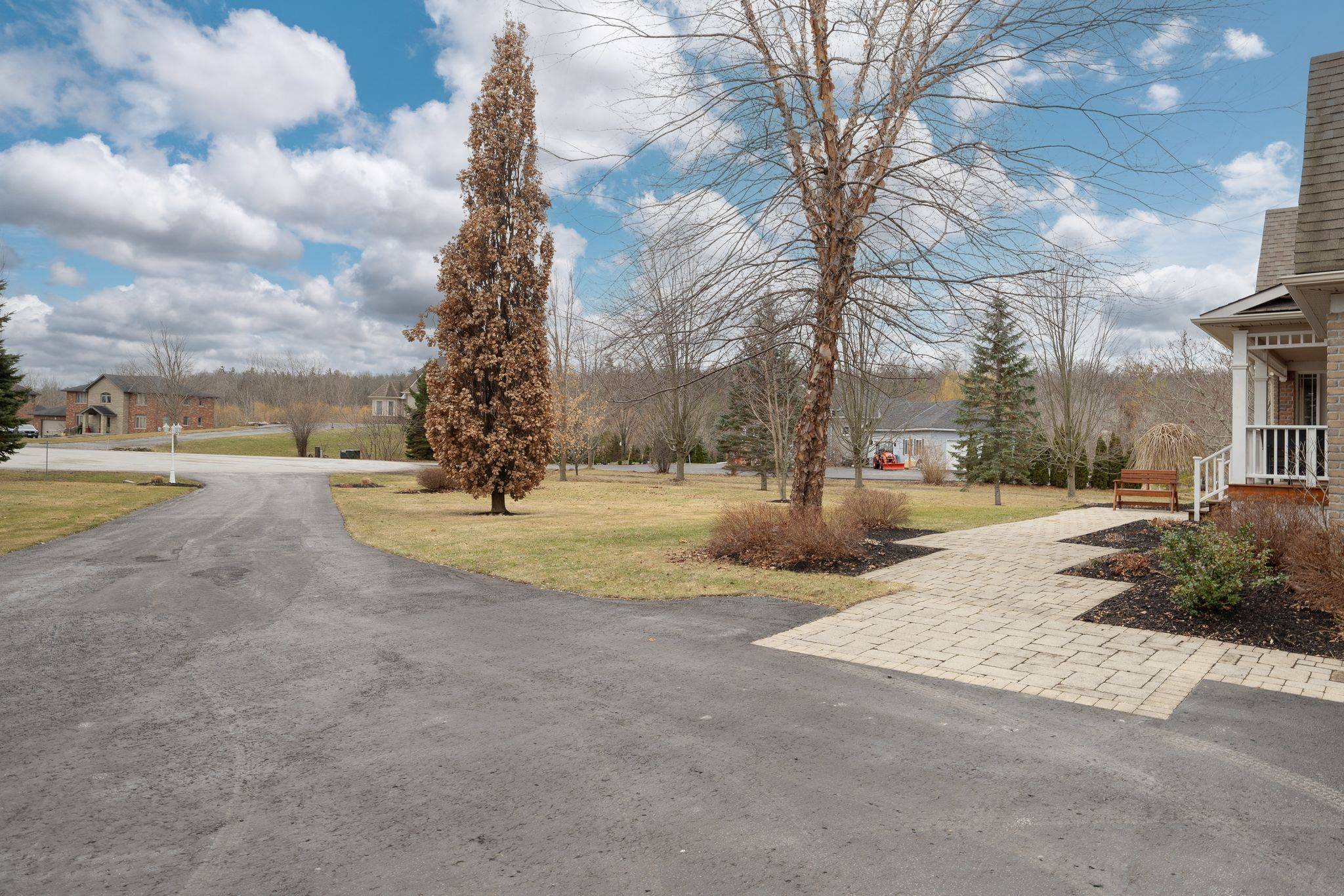 Prince Edward County, ON K8N 4Z1,54 Deerfield CT