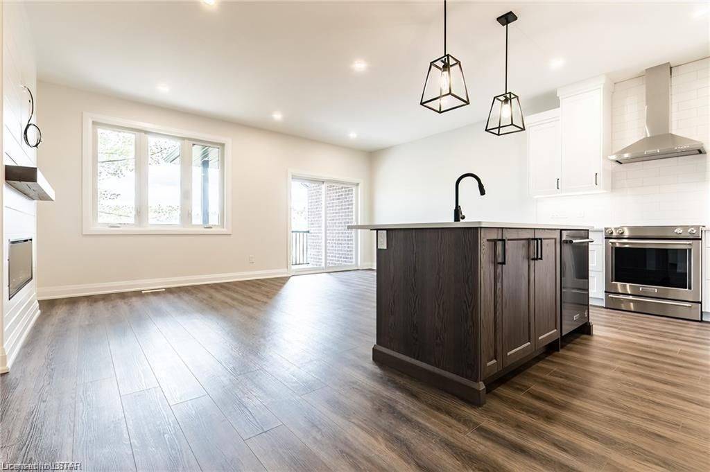 Southwold, ON N5P 0G1,175 Glengariff DR #21