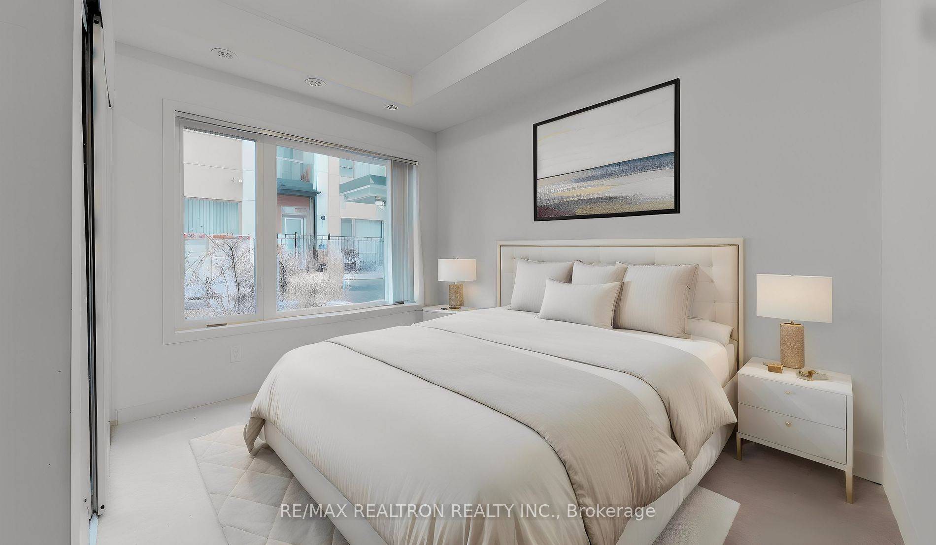 Toronto E11, ON M1B 0C4,70 Orchid Place DR #1