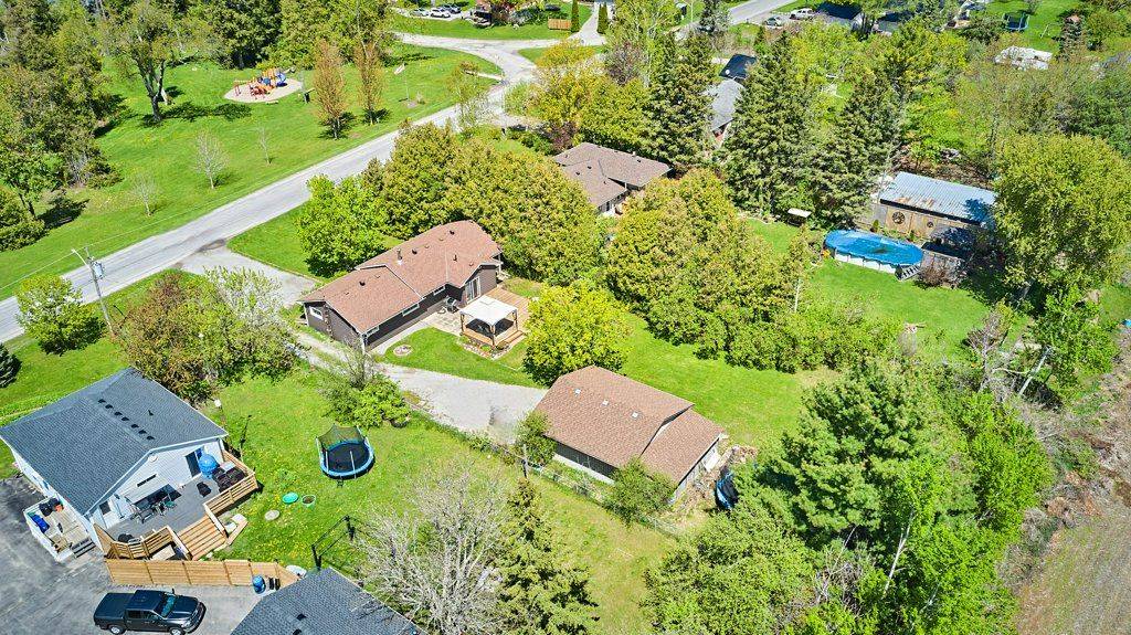 Scugog, ON L0B 1E0,171 SUMMIT DR