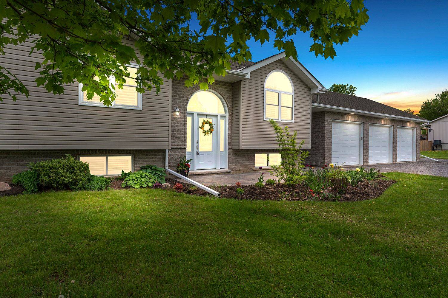 Scugog, ON L0B 1L0,59 Suggitt DR