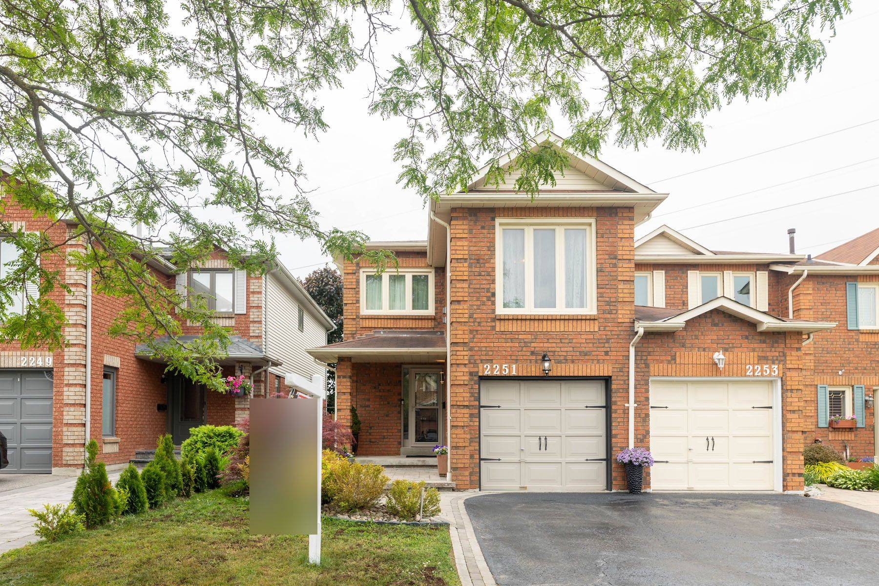 Durham, ON L1X 2R7,2251 Wildwood CRES