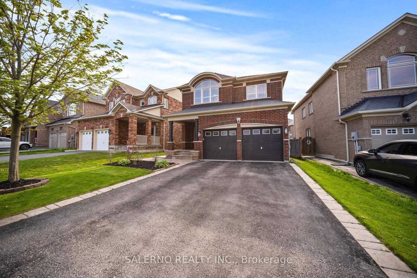 East Gwillimbury, ON L9N 0C1,547 Woodspring AVE