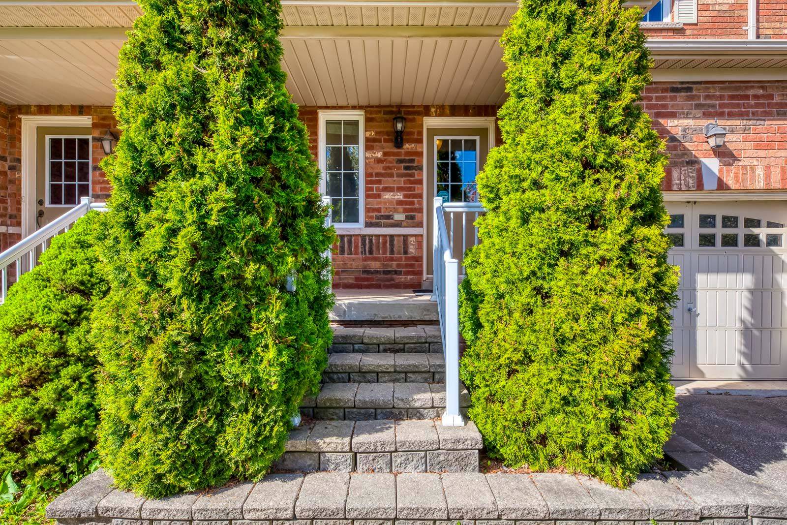 1357 Kestell BLVD, Oakville, ON L6H 0C9