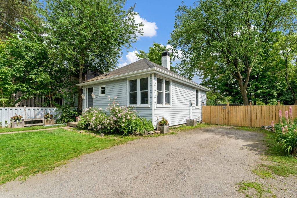 Gravenhurst, ON P1P 1J3,281 Phillip ST E