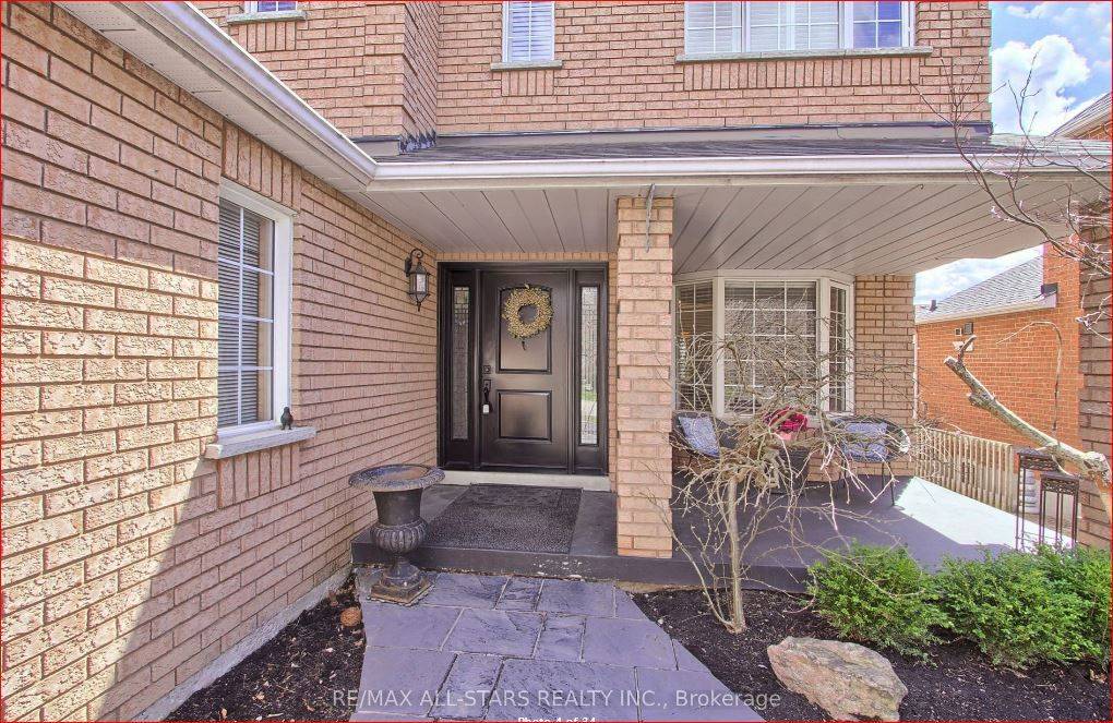 Whitchurch-stouffville, ON L4A 1K8,61 Jacob WAY