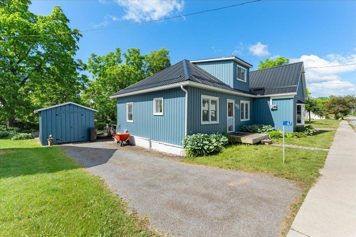 Belleville, ON K8N 4Z4,67 Manley DR