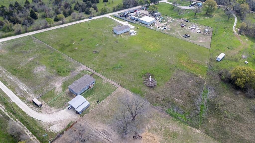 Purdon, TX 76679,266 SW County Road 3140