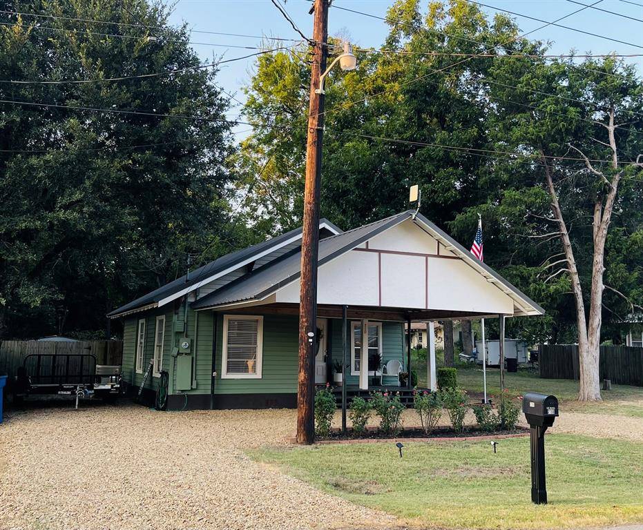 Grand Saline, TX 75140,710 W HILL Street