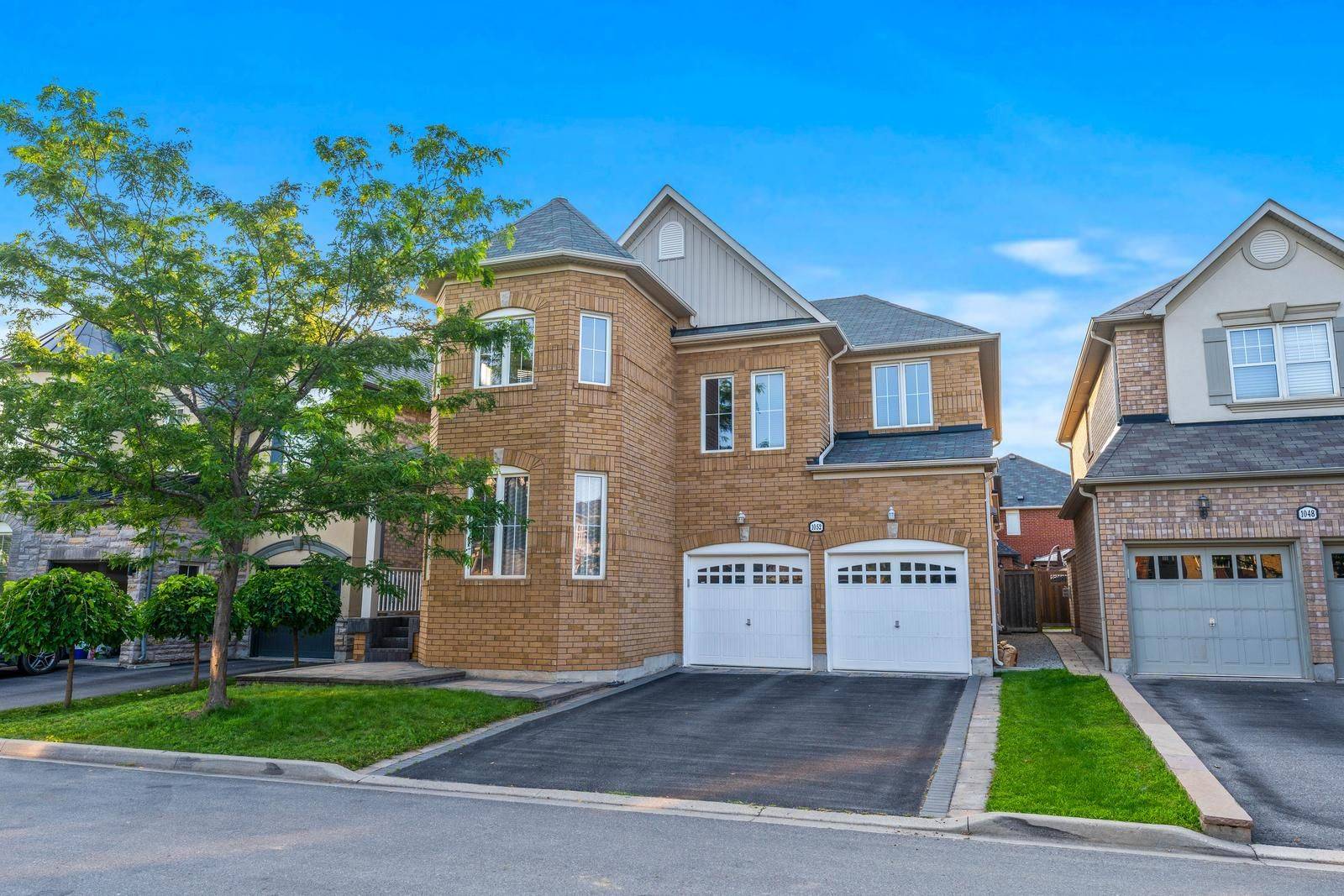 Milton, ON L9T 3K6,1052 Kelman CT